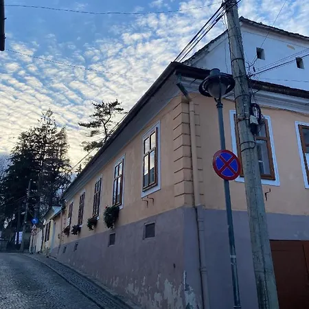 Apartament Istoric Ultracentral - With Parking Sibiu Esterno foto