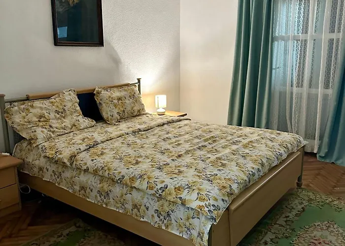 Apartament Istoric Ultracentral - With Parking